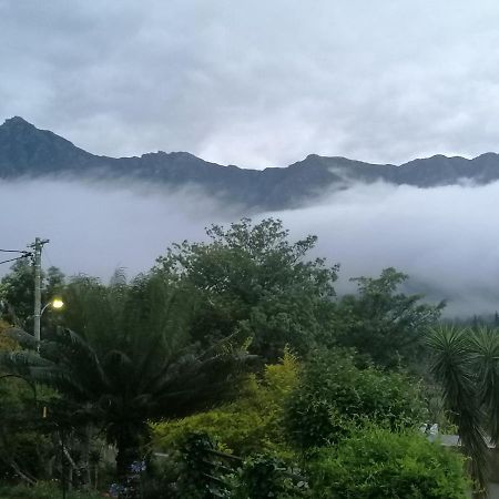 Aanhuizen Guest House สเวลเลนดาม ภายนอก รูปภาพ