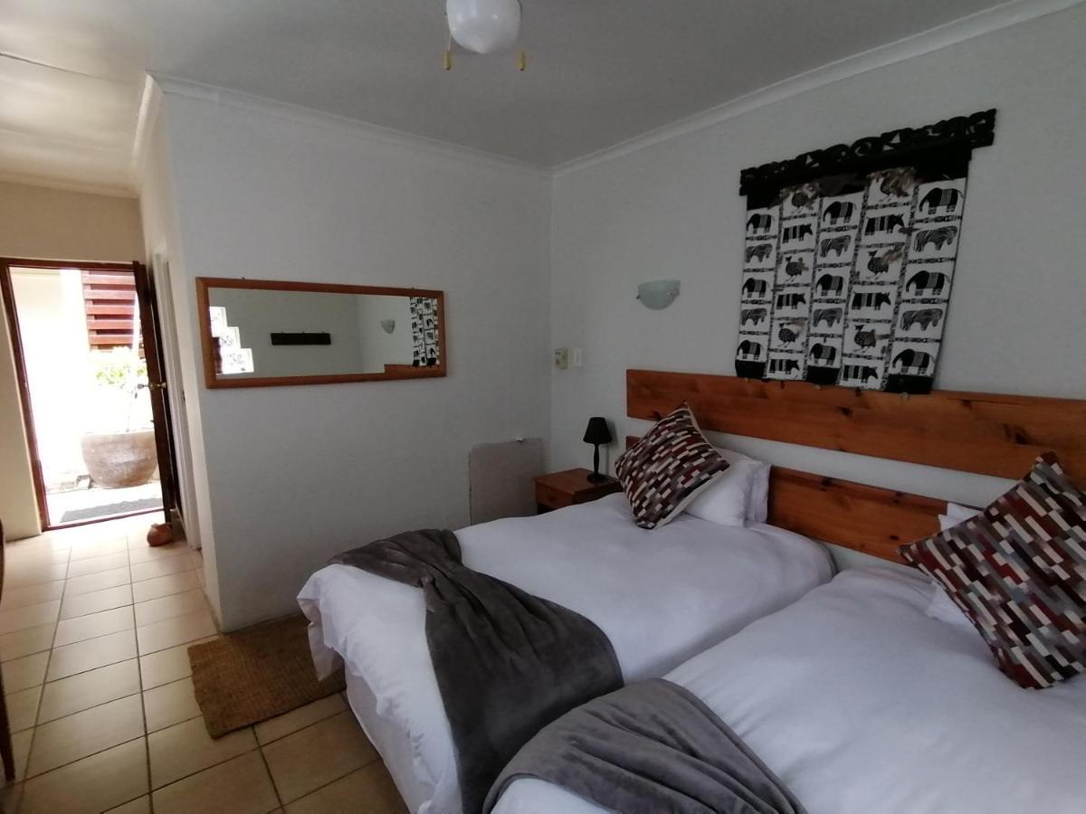 Aanhuizen Guest House สเวลเลนดาม ภายนอก รูปภาพ