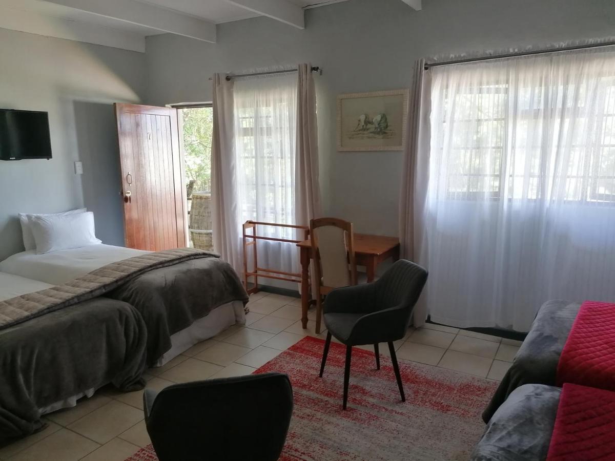 Aanhuizen Guest House สเวลเลนดาม ภายนอก รูปภาพ