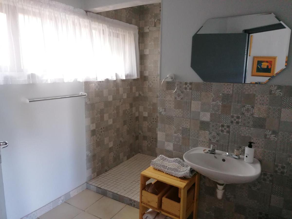 Aanhuizen Guest House สเวลเลนดาม ภายนอก รูปภาพ