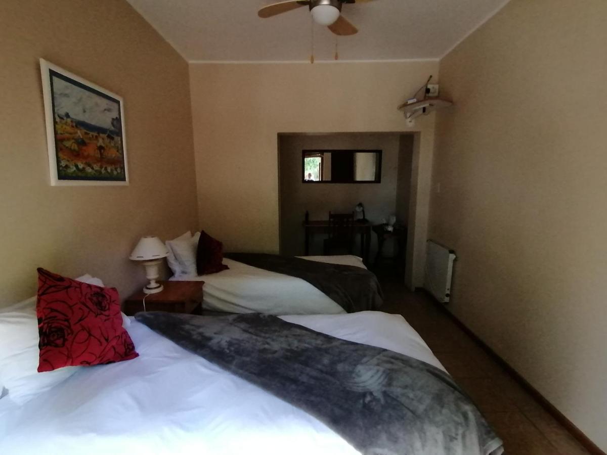 Aanhuizen Guest House สเวลเลนดาม ภายนอก รูปภาพ